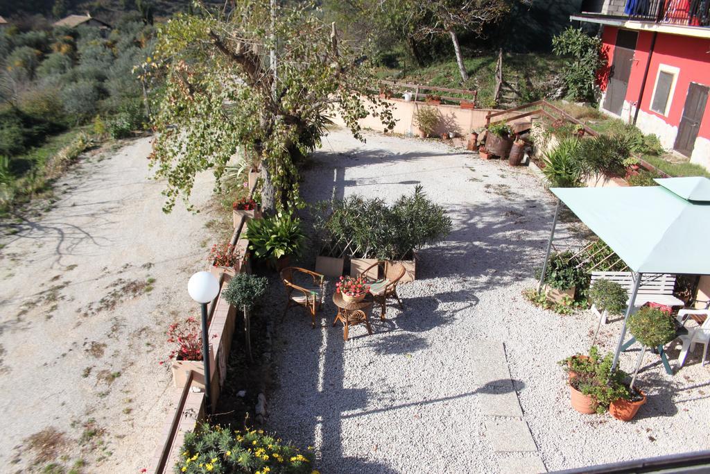 Il Pioppo Bed and Breakfast Veroli Eksteriør billede