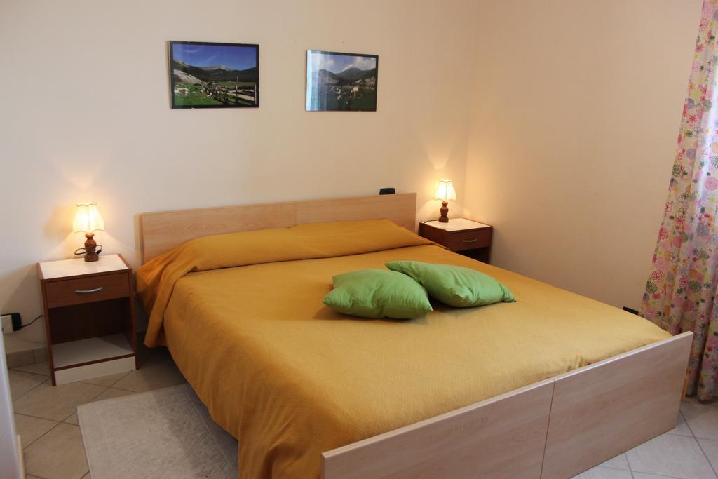 Il Pioppo Bed and Breakfast Veroli Værelse billede