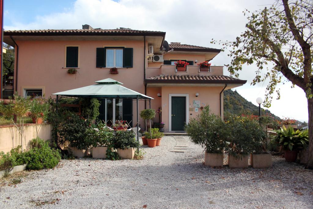 Il Pioppo Bed and Breakfast Veroli Eksteriør billede